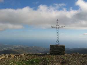 Xtrallusion photo library of independent, self-guided walking and sightseeing holidays in Italy. Pictures, images, photos and photographs taken along the way of this 1-day walking itinerary, to give you a visual impression of the day's walk.